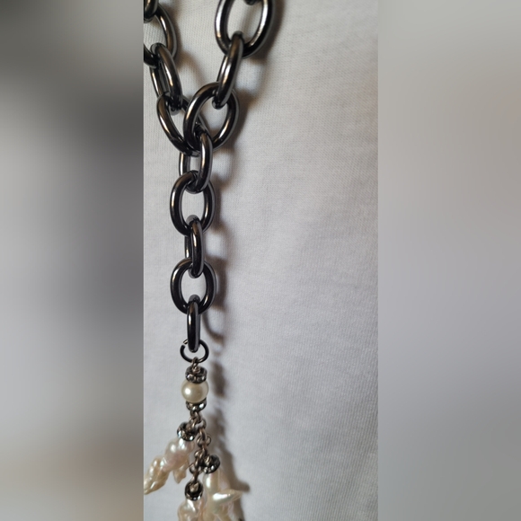 Baroque Pearl Tassel Necklace - Picture 12 of 16